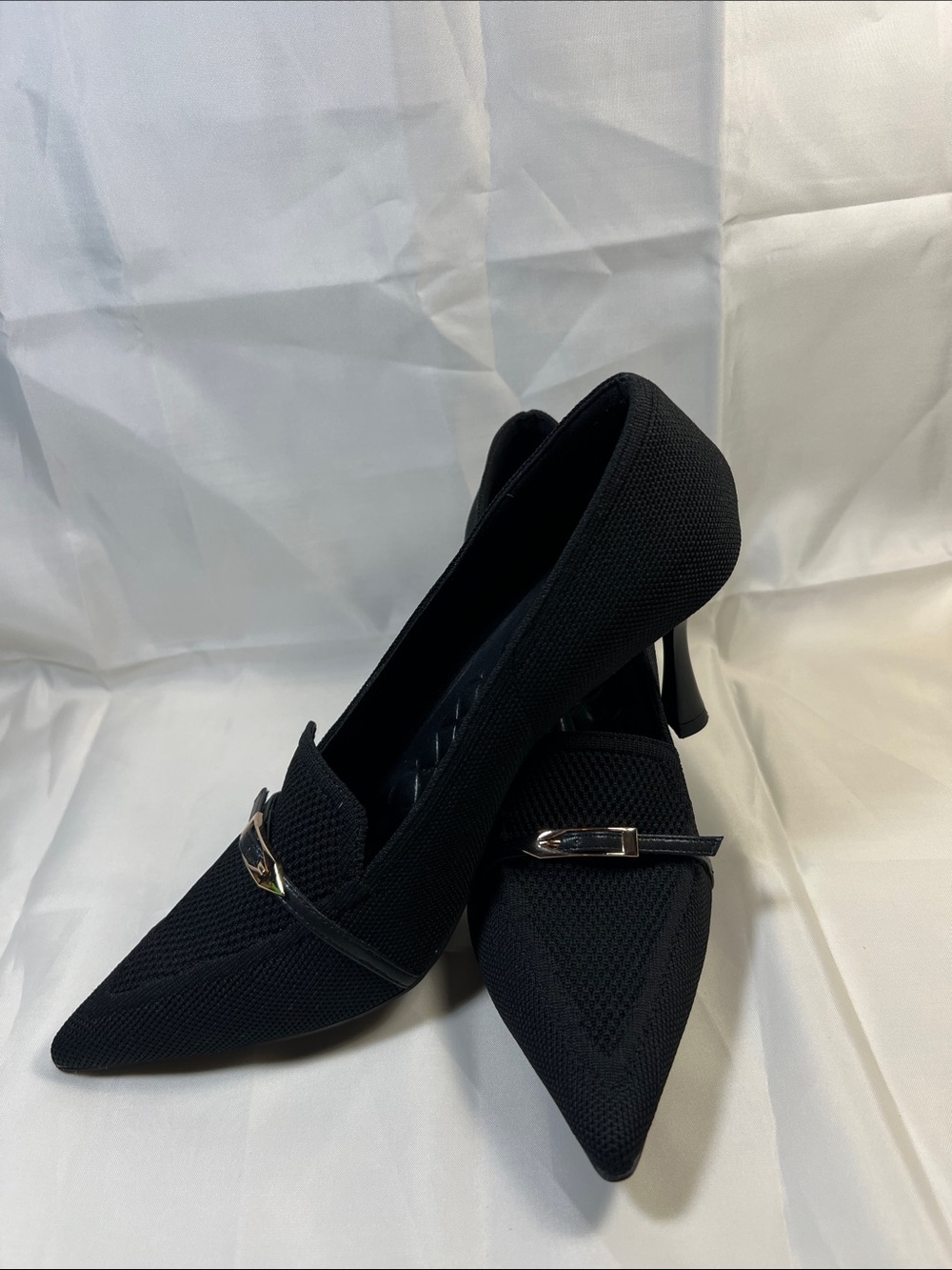 AEROSOLES Black Pointed-Toe Knit Pumps with Metallic Accent